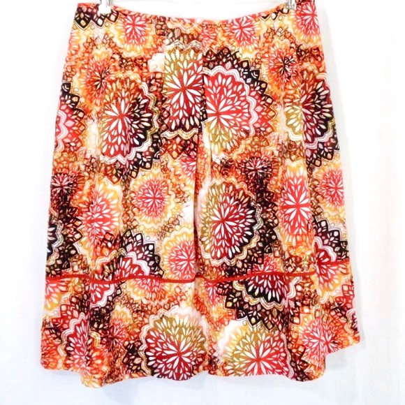 Like new Tribal print skirt - Picture 2 of 6